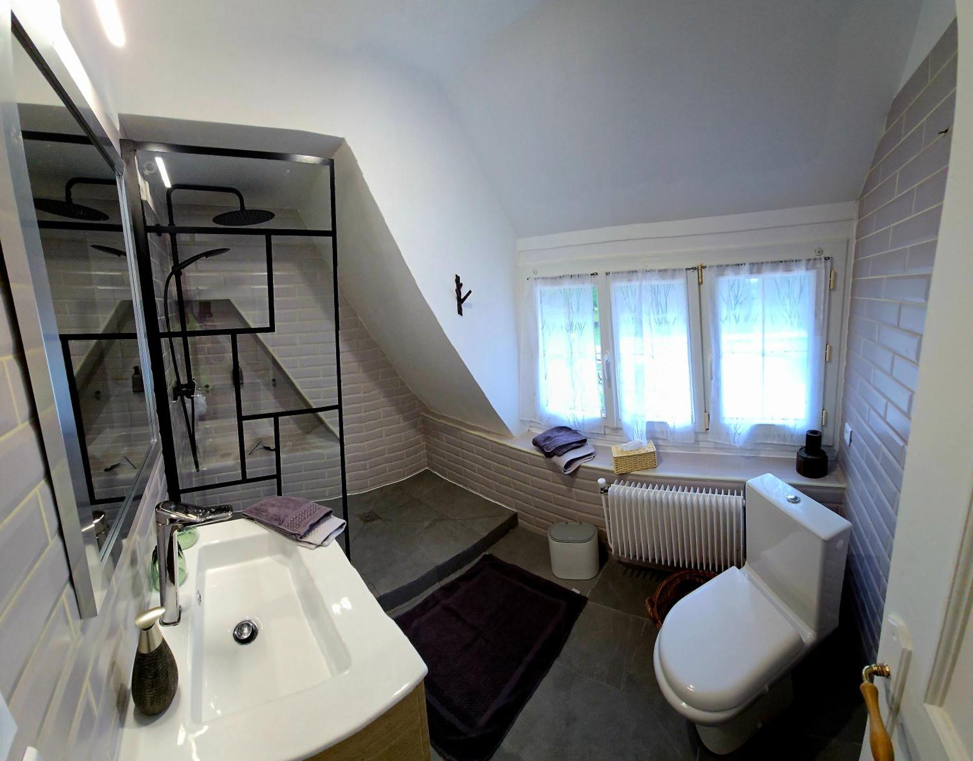Bed and Breakfast Domaine Des Bruns Châtillon-Coligny Esterno foto
