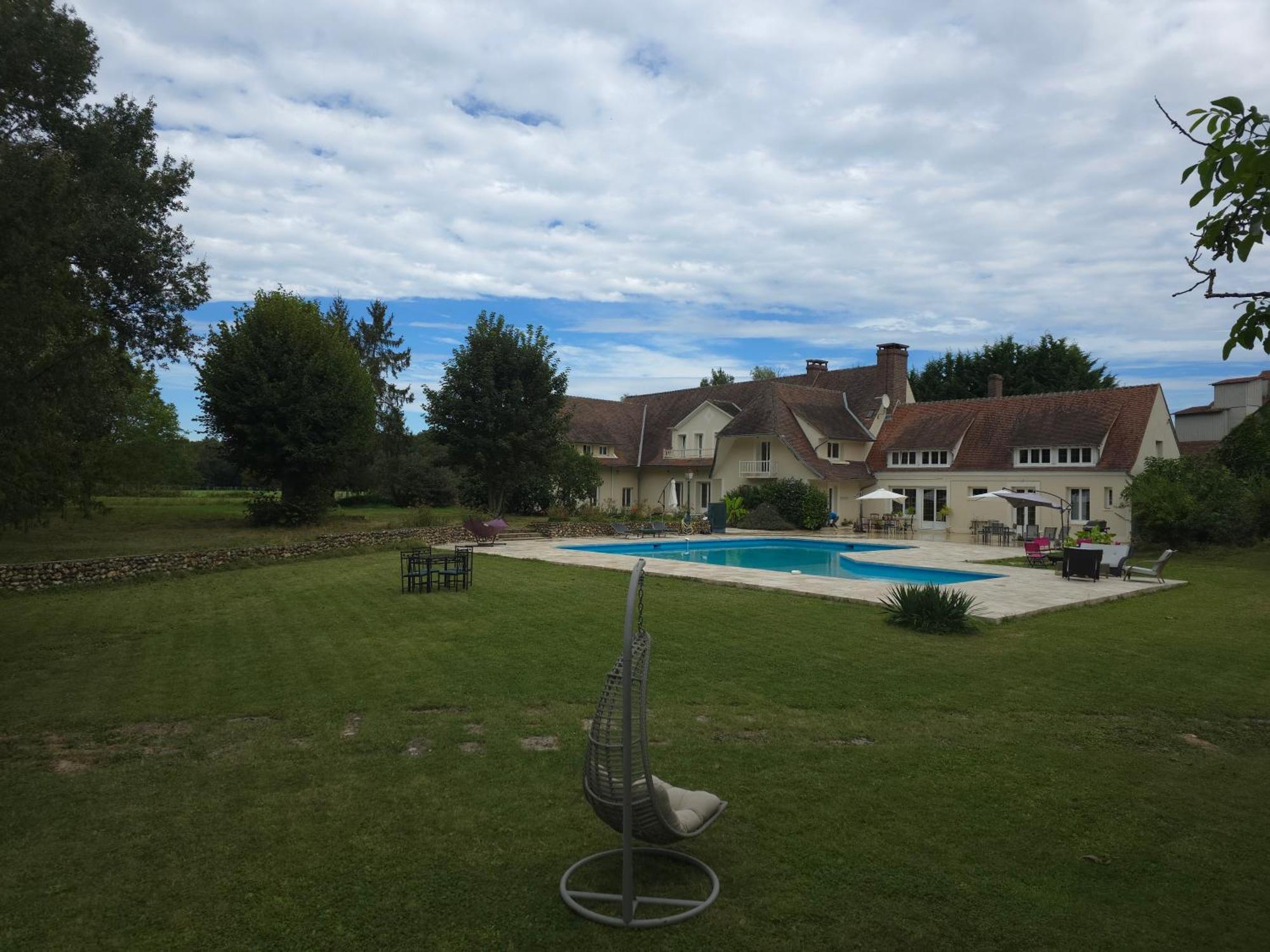 Bed and Breakfast Domaine Des Bruns Châtillon-Coligny Esterno foto